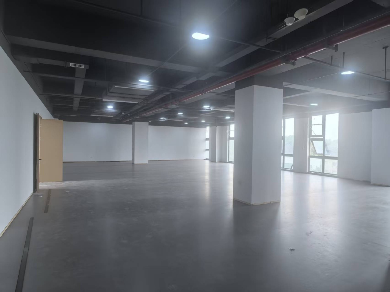 1788149002538264.jpg 微信图片_2026082809112930_9.jpg